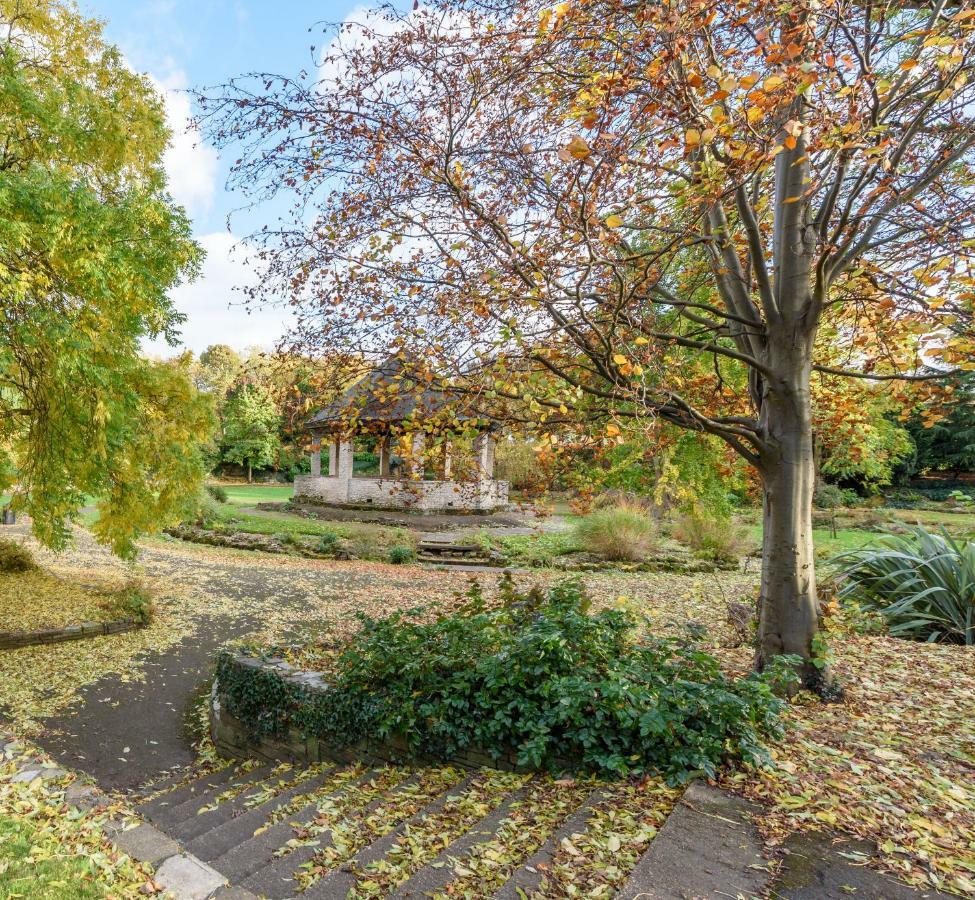The Urban Apartment Doncaster Bagian luar foto
